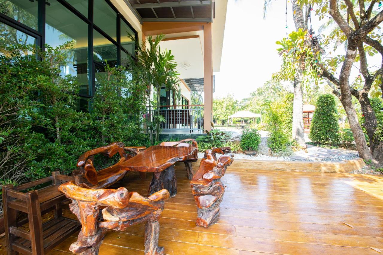 Rnana Grand Hotel Phang Nga Exterior photo